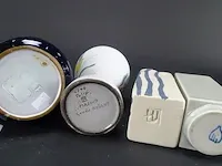Verzameling aardewerk vaasjes - afbeelding 5 van  5