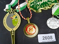 Verzameling carnavals medailles - afbeelding 3 van  5