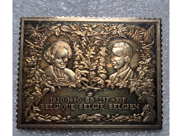 Verzameling diverse objecten - afbeelding 15 van  26