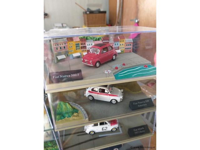 Verzameling fiat 500 modellen - klein schaal model - 10 stuks - afbeelding 5 van  5