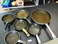 Verzameling koekenpannen - afbeelding 1 van  5