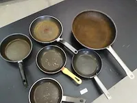 Verzameling koekenpannen - afbeelding 3 van  5