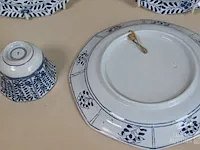 Verzameling porselein - afbeelding 4 van  6