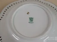 Verzameling porselein - afbeelding 3 van  7