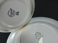 Verzameling schalen w.o. wedgwood en royal albert - afbeelding 4 van  5