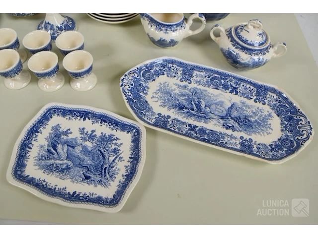 Verzameling servies - afbeelding 4 van  11