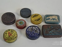 Verzameling vintage items - afbeelding 2 van  10