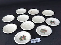 Verzameling wedgwood schotels - afbeelding 1 van  5