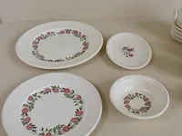 Verzameling wedgwood servies - afbeelding 4 van  6