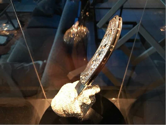 Verzamelobject “the heartache” - afbeelding 2 van  27