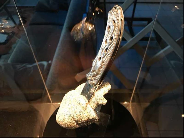 Verzamelobject “the heartache” - afbeelding 3 van  27