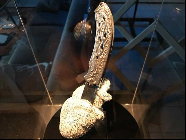 Verzamelobject “the heartache” - afbeelding 5 van  27