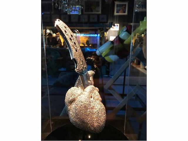 Verzamelobject “the heartache” - afbeelding 9 van  27