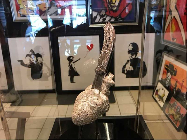 Verzamelobject “the heartache” - afbeelding 18 van  27