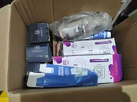 Verzamelpallet met diverse goederen. - afbeelding 7 van  8
