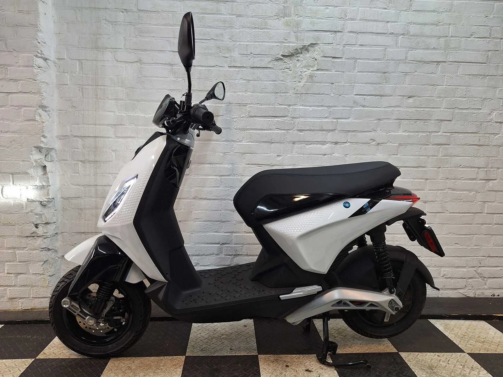 Verzamelveiling scooters en motoren