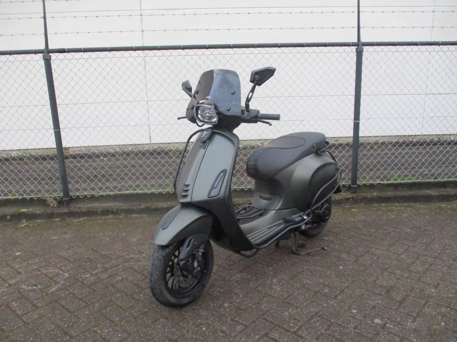 Verzamelveiling scooters en motoren