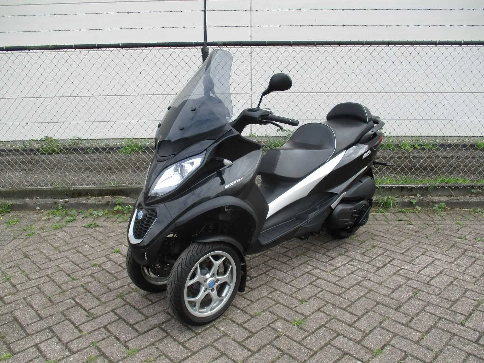Verzamelveiling scooters en motoren