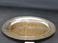 Verzilverde schaal met decor - afbeelding 2 van  5
