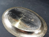 Verzilverde schaal met decor - afbeelding 5 van  5