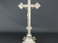 Verzilverde staande crucifix - afbeelding 4 van  5