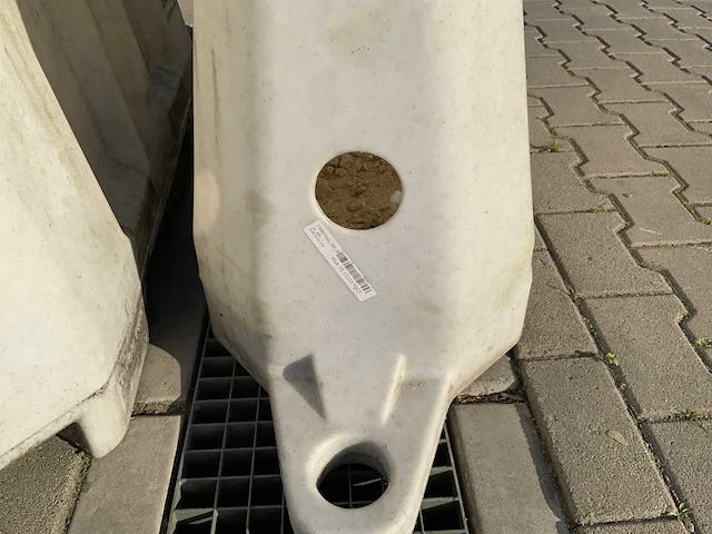 Verzwaarbare kunststof barriers (35x) - afbeelding 5 van  10