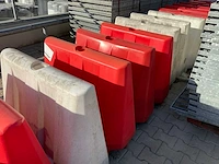 Verzwaarbare kunststof barriers (35x) - afbeelding 2 van  10