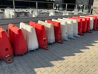 Verzwaarbare kunststof barriers (35x) - afbeelding 1 van  10