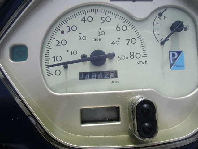Vespa - bromscooter - lx 50 2 tact - scooter - afbeelding 3 van  11