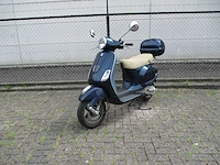 Vespa - bromscooter - lx 50 2 tact - scooter - afbeelding 4 van  11