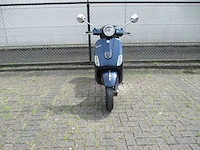 Vespa - bromscooter - lx 50 2 tact - scooter - afbeelding 5 van  11