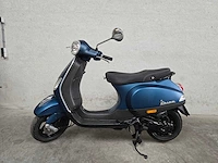 Vespa - bromscooter - lx 50 4t - 45km uitvoering d784rx - afbeelding 1 van  7