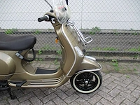 Vespa - bromscooter - lx 50 touring gold - scooter - afbeelding 2 van  16