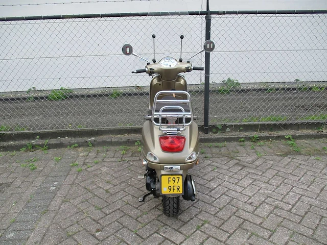 Vespa - bromscooter - lx 50 touring gold - scooter - afbeelding 4 van  16
