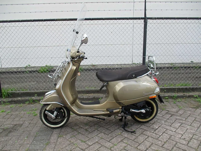 Vespa - bromscooter - lx 50 touring gold - scooter - afbeelding 1 van  16