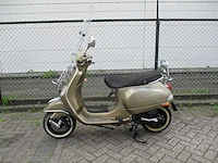 Vespa - bromscooter - lx 50 touring gold - scooter - afbeelding 1 van  16