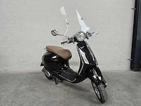 Vespa - bromscooter - primavera - 4t 45km uitvoering f968ts - afbeelding 4 van  7