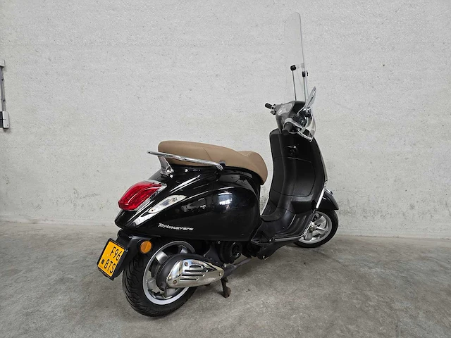 Vespa - bromscooter - primavera - 4t 45km uitvoering f968ts - afbeelding 5 van  7