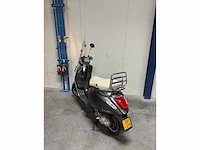 Vespa - bromscooter - primavera 4t - motorised scooter - afbeelding 4 van  10
