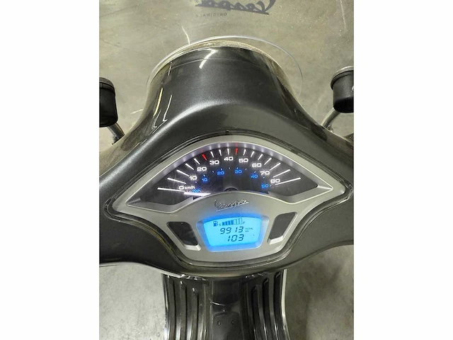 Vespa - bromscooter - primavera 4t - motorised scooter - afbeelding 6 van  10
