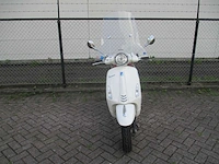 Vespa - bromscooter - primavera 4t - scooter - afbeelding 5 van  11