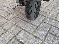Vespa - bromscooter - primavera touring 4t - scooter - afbeelding 11 van  11