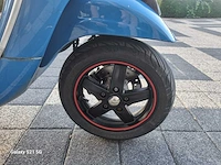 Vespa - bromscooter - s 4t - scooter - afbeelding 5 van  19