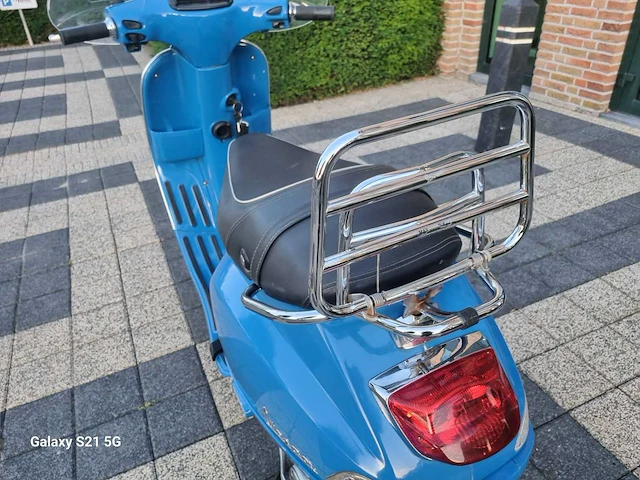 Vespa - bromscooter - s 4t - scooter - afbeelding 7 van  19