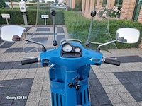 Vespa - bromscooter - s 4t - scooter - afbeelding 17 van  19