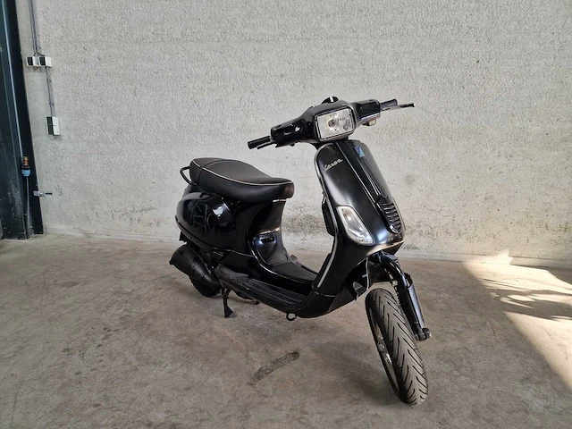 Vespa - bromscooter - s 50 - 4t 45km uitvoering f447gb - afbeelding 4 van  7