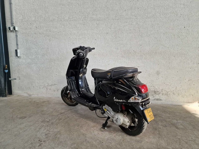 Vespa - bromscooter - s 50 - 4t 45km uitvoering f447gb - afbeelding 6 van  7