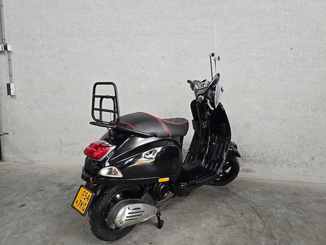Vespa - bromscooter - s 50 - 4t 45km uitvoering f547kg - afbeelding 5 van  7