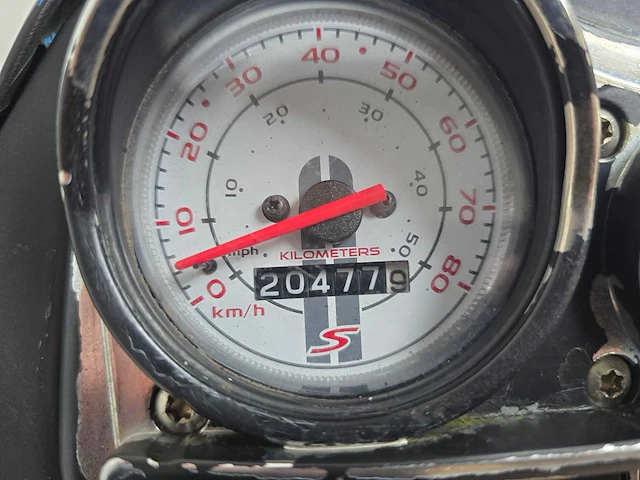 Vespa - bromscooter - s 50 4t - 45km uitvoering f817hb - afbeelding 7 van  7