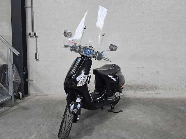 Vespa - bromscooter - s50 4t - 45km uitvoering f167rv - afbeelding 3 van  8
